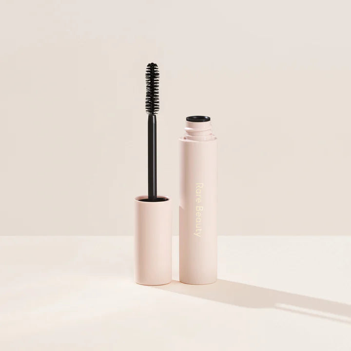 Perfect Strokes Universal Volumizing Mascara