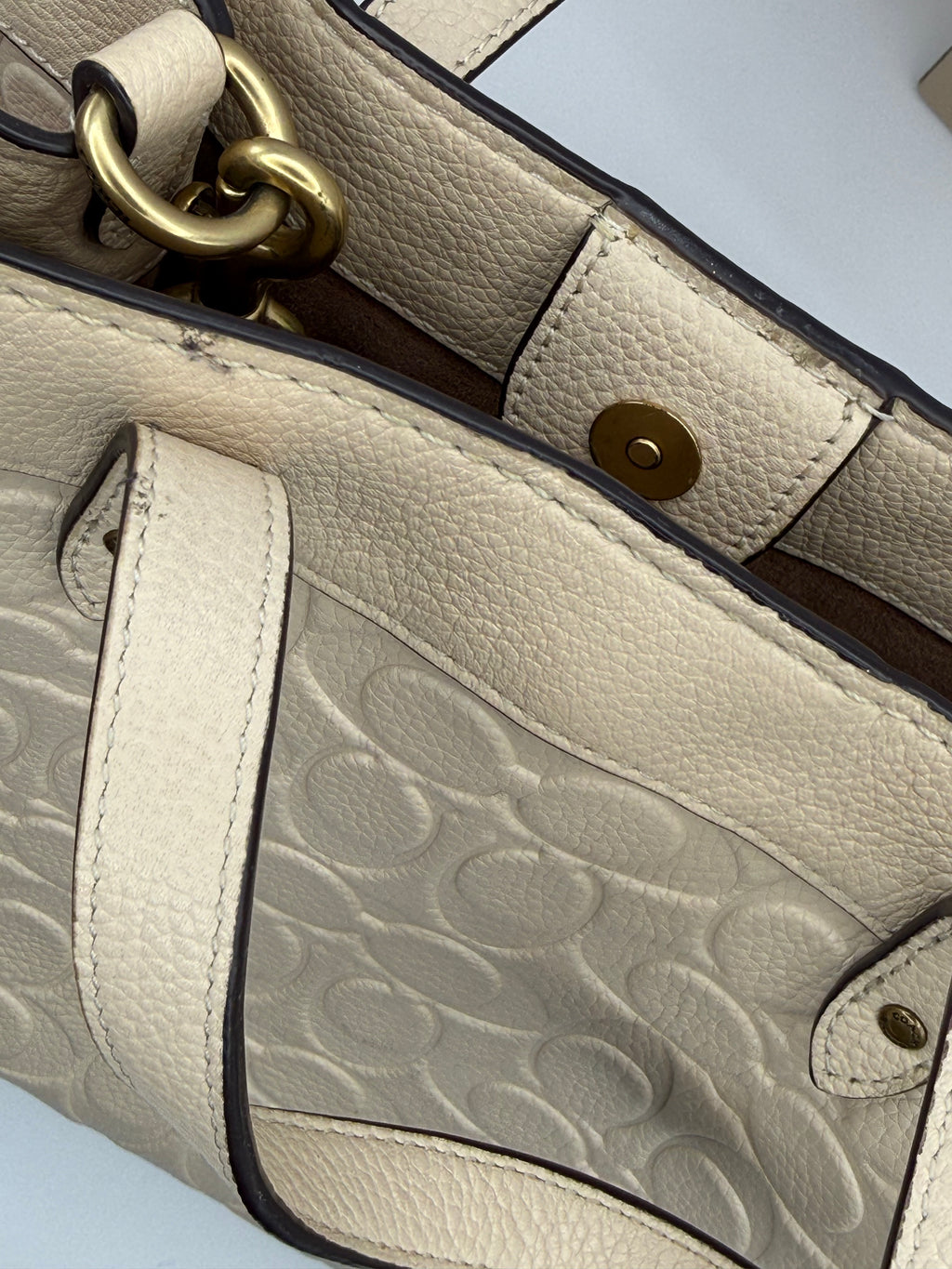 COACH Field Tote 22 In Signature Leather