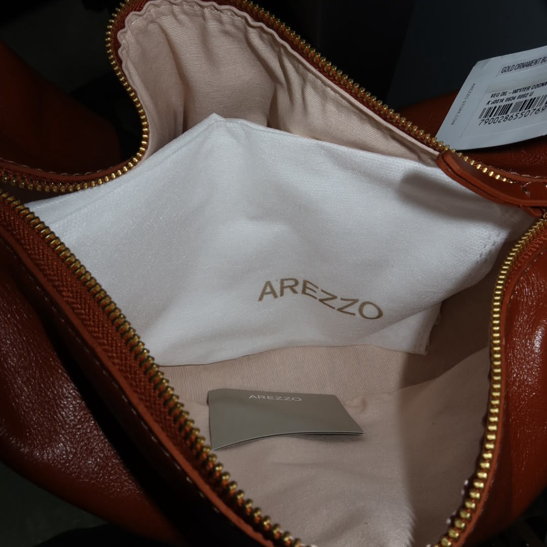 AREZZO Bolsa Tiracolo Marrom Couro Grande Laço Metal