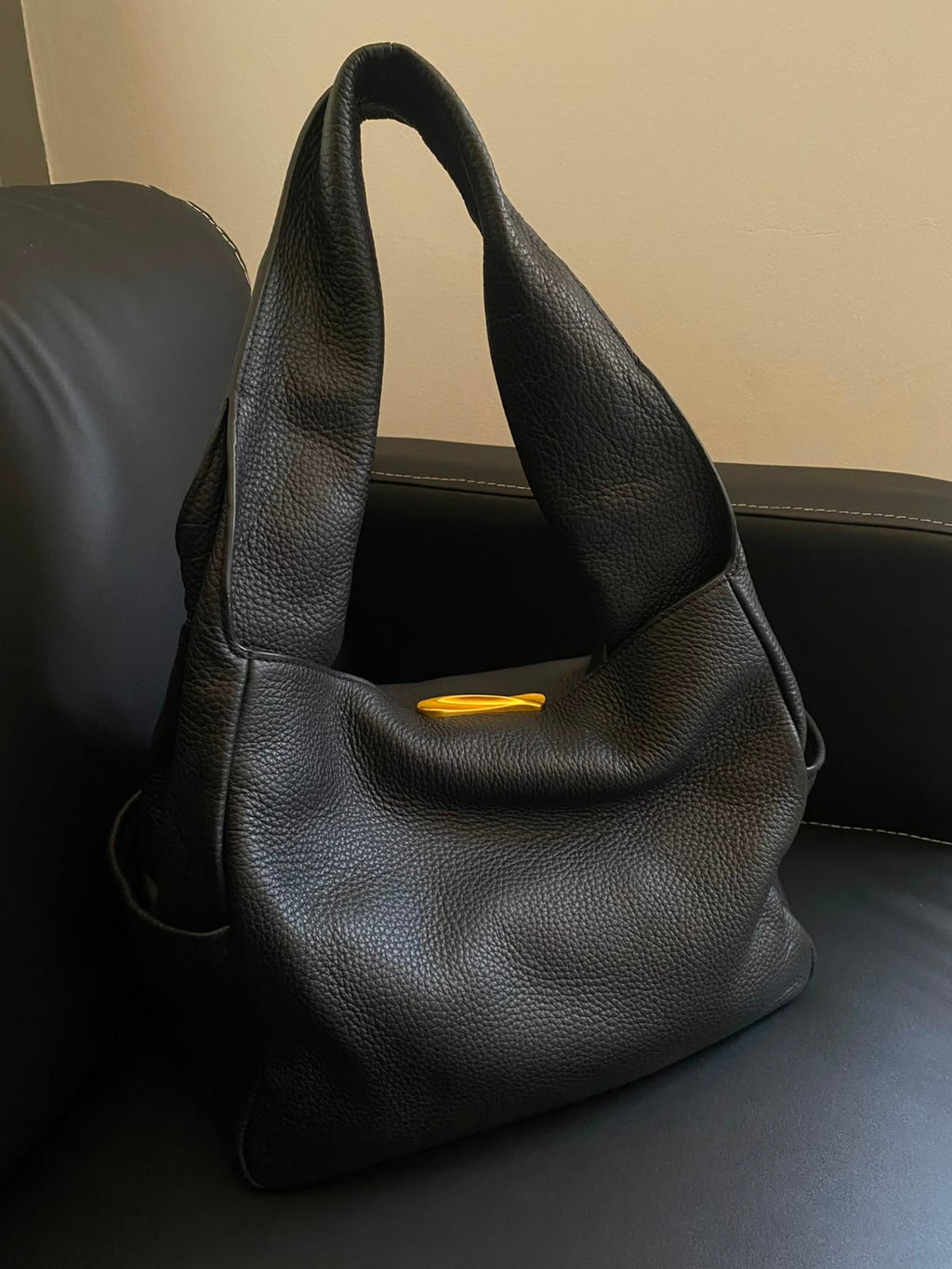 DONNA KARAN Amagansett Shoulder Bag
