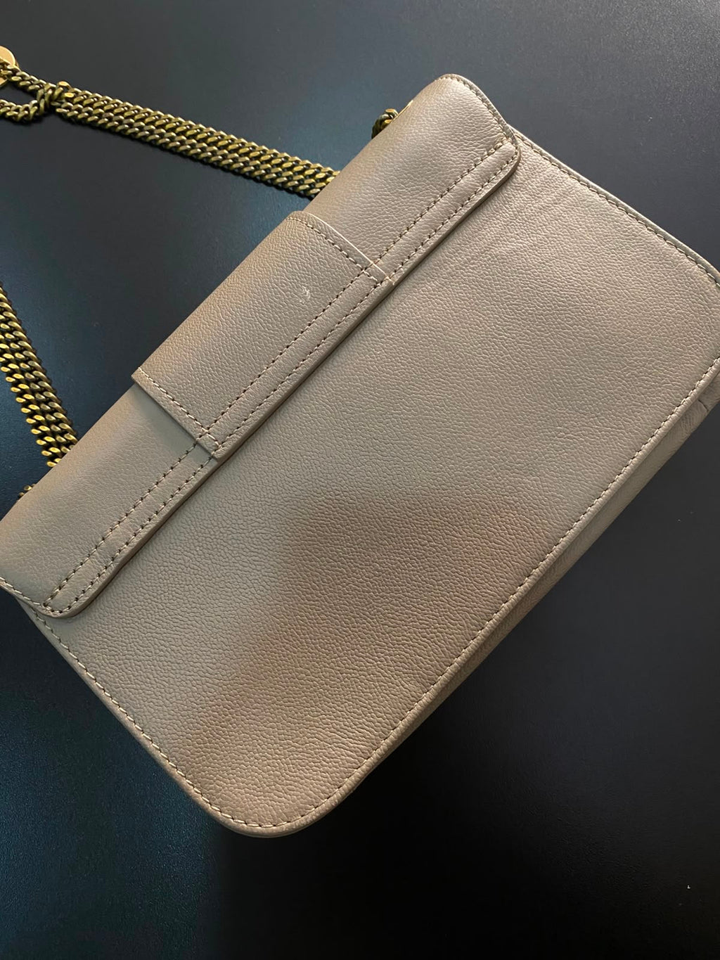 Hopper Medium Leather Crossbody