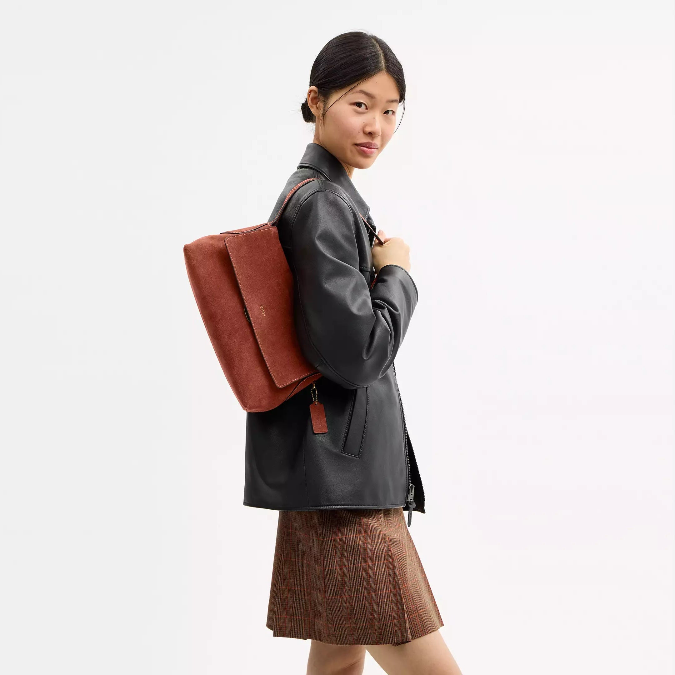 COACH Chelsea Shoulder Bag 30